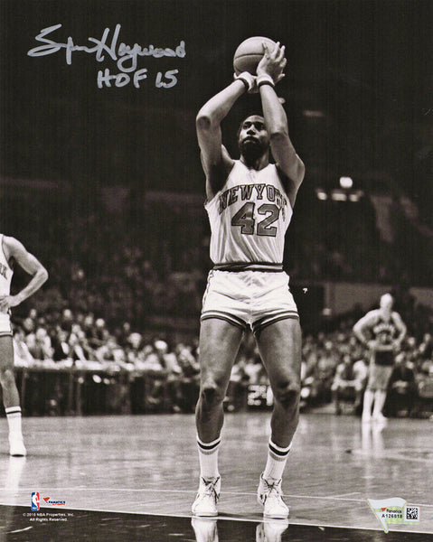 SPENCER HAYWOOD Signed New York Knicks B&W 8x10 Photo w/HOF'15 - FANATICS