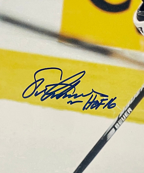 Eric Lindros autograph signed Flyers HOF 16 inscription 16x20 photo framed  JSA
