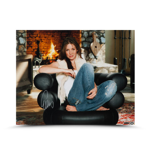 Evangeline Lilly Autographed Cool & Comfy 16 x 20