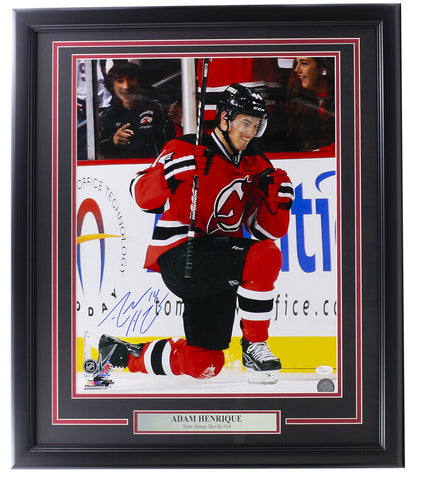 Colin White New Jersey Devils 2002 Upper Deck Autographed Card. This item  comes with a certificate of authenticity from Autograph-Sports. Autographed