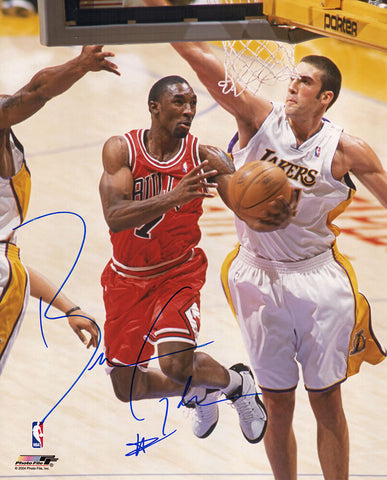 Ben Gordon Signed Chicago Bulls Action vs Lakers 8x10 Photo - (SCHWARTZ COA)