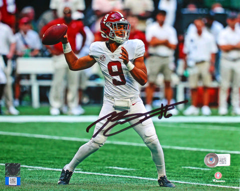 Bryce Young Autographed Alabama Crimson Tide 8x10 Passing-Beckett W Hologram