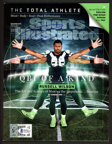 RUSSELL WILSON AUTOGRAPHED SPORTS ILLUSTRATED SEAHAWKS IN BLUE BECKETT 182297