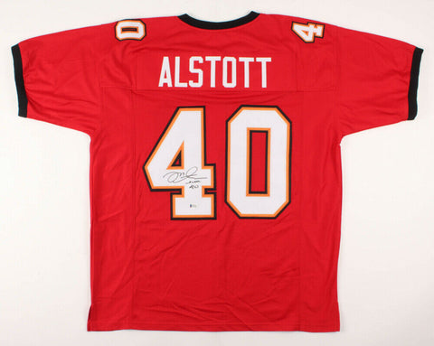 Mike Alstott Signed Tampa Bay Buccaneers Jersey (Beckett Holo) 6xPro Bowl F.B.