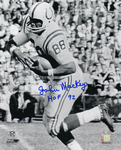 John Mackey Signed Colts B&W Running With Football 8x10 Photo w/HOF'92 -(SS COA)