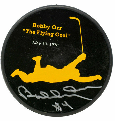 Bobby Orr Signed Boston Bruins Flying Puck GNR COA BAS