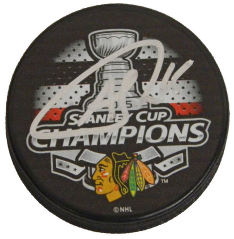 ANDREW SHAW Signed Blackhawks 2015 Stanley Cup Champs Logo Hockey Puck -SCHWARTZ