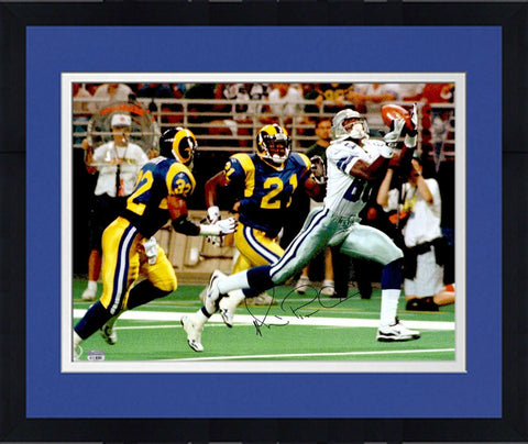 Framed Michael Irvin Dallas Cowboys Signed 16" x 20" vs St. Louis Rams Photo
