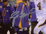Brett Favre Signed Minnesota Vikings Unframed 8x10 NFL Photo - 500th Touchdown