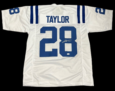 Jonathan Taylor Signed Indianapolis Colts Jersey (JSA) 2020 2nd Round Pick / R.B