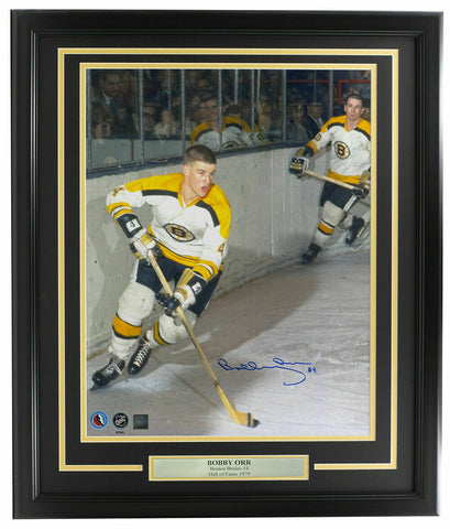 Bobby Orr Signed Framed 16x20 Boston Bruins Hockey Photo GNR
