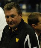 Bob Huggins Signed West Virginia Mountaineers Jersey (JSA COA) Basketball Coach