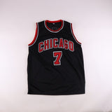 Toni Kukoc Signed Chicago Bulls Jersey Inscribed "HOF 21" (Beckett) 3xNBA Champ