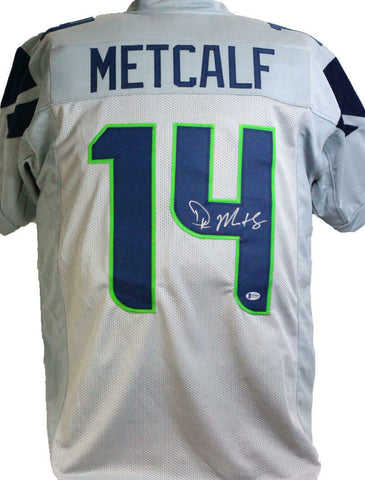 DK Metcalf Autographed Grey Pro Style Jersey - Beckett W *Silver *4
