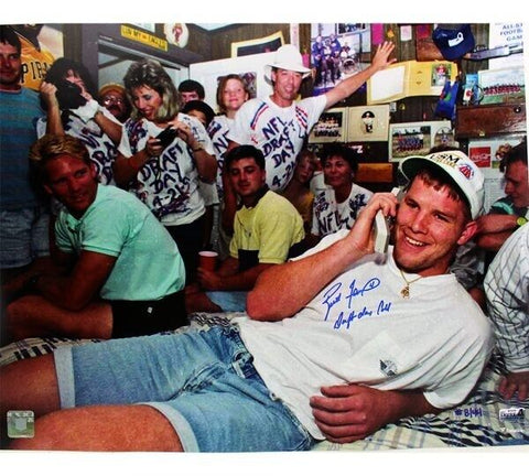 Brett Favre Signed Green Bay Packers Unframed 16x20 NFL Photo - Talking on Phone