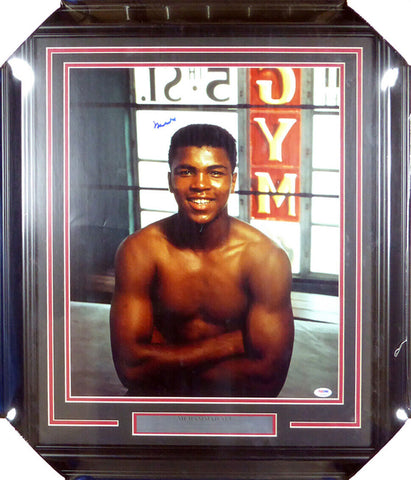 Muhammad Ali Autographed Signed Framed 16x20 Photo PSA/DNA #S14054