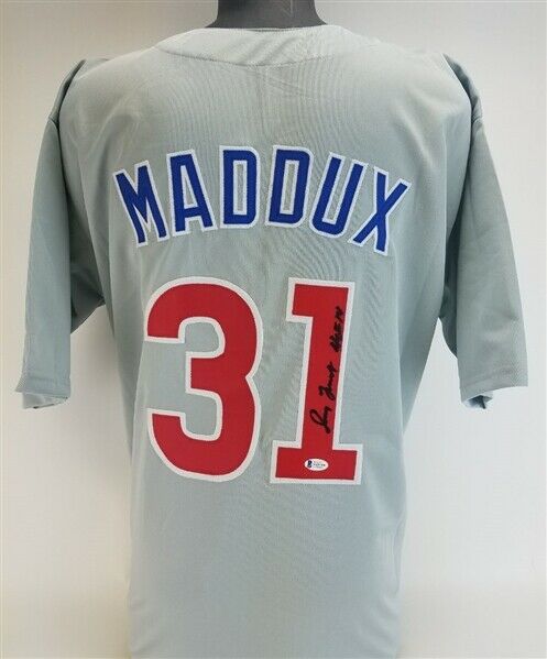 Greg Maddux Signed Chicago Cubs Jersey HOF 14 (Beckett COA) 4xCy You –  Super Sports Center