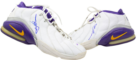 Rick Fox Signed Game Used 2001 Season Pair of Nike Sneakers Fox LOA