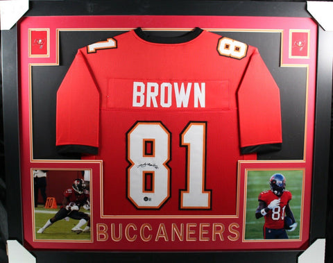 ANTONIO BROWN (Buccaneers red SKYLINE) Signed Autographed Framed Jersey Beckett