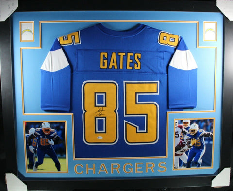 ANTONIO GATES (Chargers rush SKYLINE) Signed Autographed Framed Jersey Beckett
