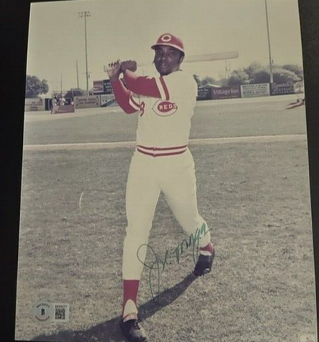Joe Morgan Signed Cincinnati Reds 8x10 Photo (Beckett) 2xNL MVP 1975, 1976 / HOF