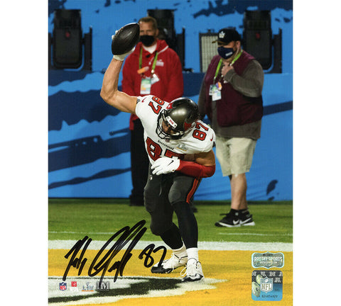 Rob Gronkowski Signed Tampa Bay Buccaneers Unframed 8x10 NFL Photo - Super Bowl