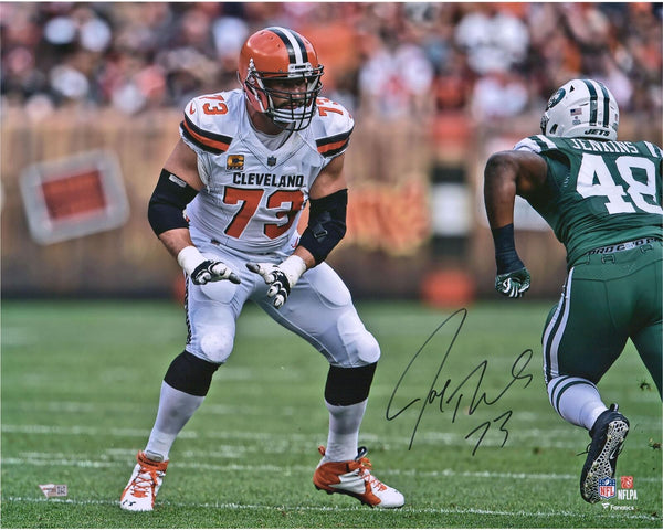 Joe Thomas Cleveland Browns Autographed 16" x 20" vs Jets Photograph