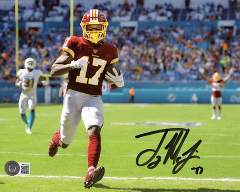 TERRY McLAURIN AUTOGRAPHED WASHINGTON REDSKINS COMMANDERS 8x10 PHOTO BECKETT