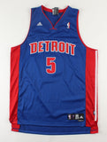 Austin Daye Signed Pistons Jersey (Beckett COA) 2009 Detroit 1st Round Draft Pk