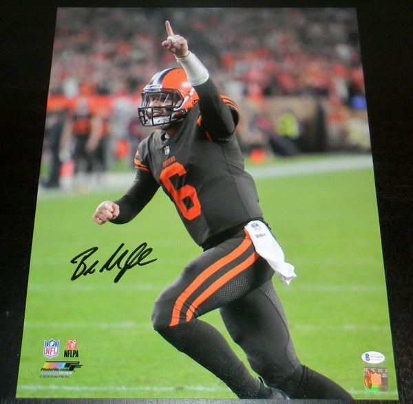 BAKER MAYFIELD SIGNED AUTOGRAPHED CLEVELAND BROWNS 16x20 PHOTO BECKETT