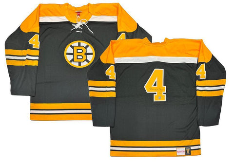 BOBBY ORR Autographed Boston Bruins Mitchell & Ness Black Jersey GNR
