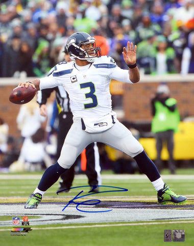 RUSSELL WILSON AUTOGRAPHED 16X20 PHOTO SEATTLE SEAHAWKS RW HOLO STOCK #105128