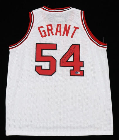 Horace Grant Signed Chicago Bulls White Jersey (Beckett) 4xNBA Champion Forward