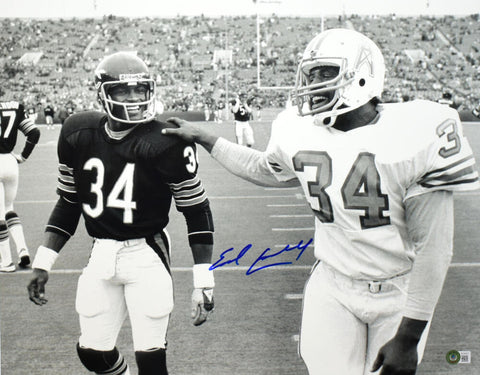 Earl Campbell Signed Oilers 16x20 B/W w/ Walter Payton Photo- Beckett W Hologram