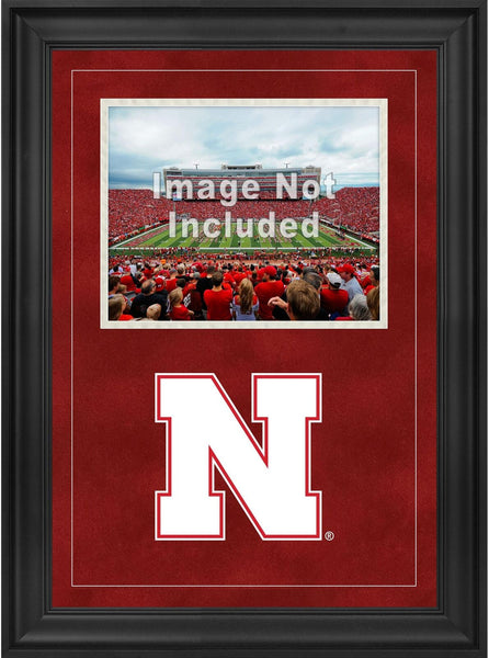 Nebraska Huskers 8'' x 10'' Deluxe Horizontal Photo Frame w/Team Logo