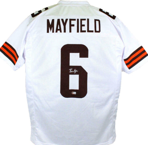 Baker Mayfield Autographed White Pro Style Jersey- Beckett W *Silver