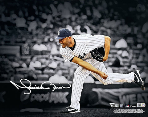 Mariano Rivera Signed 11x14 New York Yankees Baseball Photo Fanatics MLB