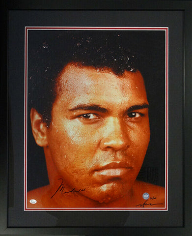 Muhammad Ali Authentic Autographed Signed Framed 16x20 Photo PSA/DNA M09813