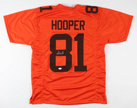 Austin Hooper Signed Cleveland Browns Jersey (JSA COA) 2016 3rd Rd Draft Pk TE
