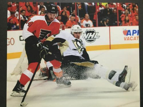 New UNSIGNED SEAN COUTURIER Philadelphia Flyers Vs Malkin 8x10 Hockey Photo