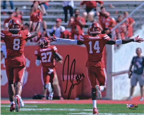 Isaiah Johnson Houston Cougars Signed 8x10 Hands Out Photo