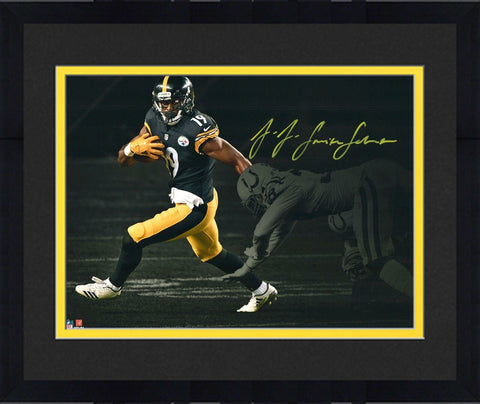 Framed JuJu Smith-Schuster Pittsburgh Steelers Autographed 11" x 14" Photograph