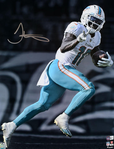 Tyreek Hill Signed Miami Dolphins 16x20 Spotlight Photo- Beckett W Hologram