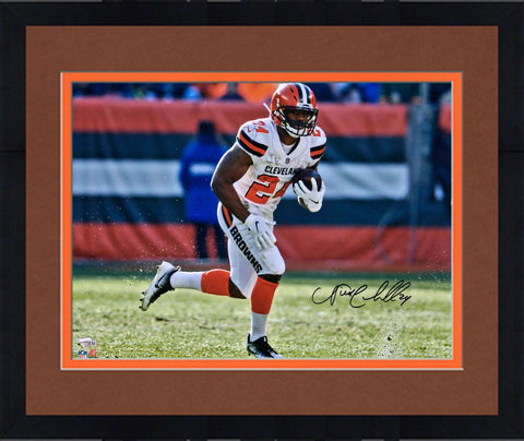 Frmd Nick Chubb Cleveland Browns Signed 16" x 20" White Running Photo
