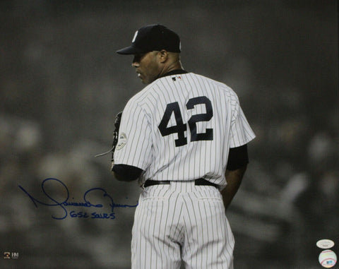 Mariano Rivera Autographed New York Yankees 16x20 Photo 652 Saves JSA 33702