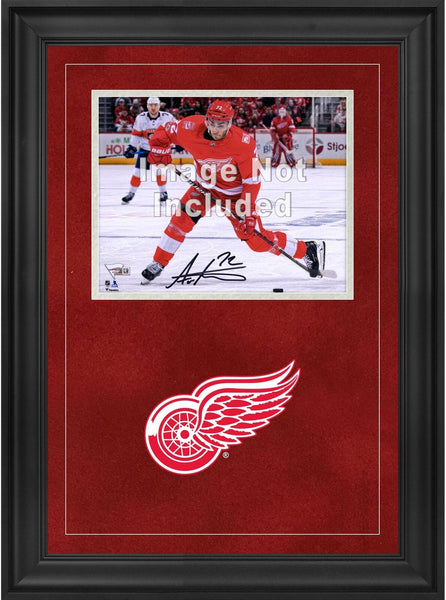 Detroit Red Wings Deluxe 8x10 Horizontal Photo Frame w/Team Logo
