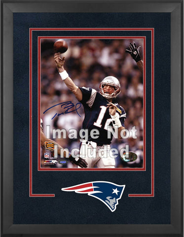 Patriots Deluxe 16x20 Vertical Photo Frame with Team Logo-Fanatics