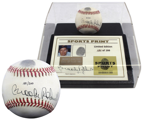Orioles Brooks Robinson Signed Thumbprint Baseball LE #'d/200 w Display Case BAS