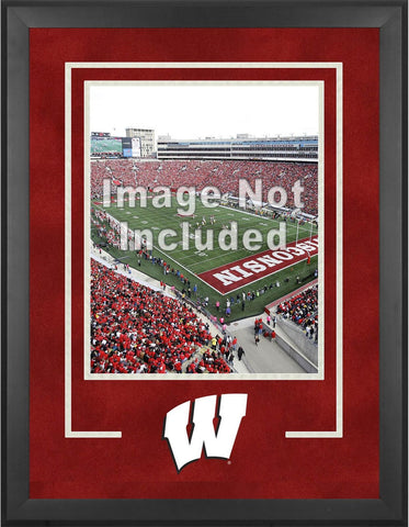 Wisconsin Badgers Deluxe 16x20 Vertical Photo Frame w/Team Logo