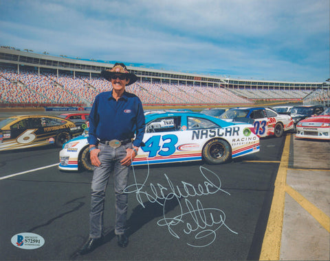 NASCAR Richard Petty Authentic Signed 8x10 Photo Autographed BAS #S72591